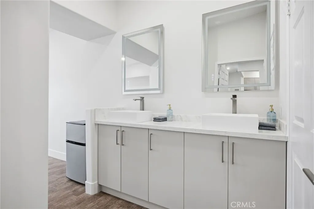 Additional image 47 of 15455 Sherman Way Unit 27, Van Nuys, CA 91406