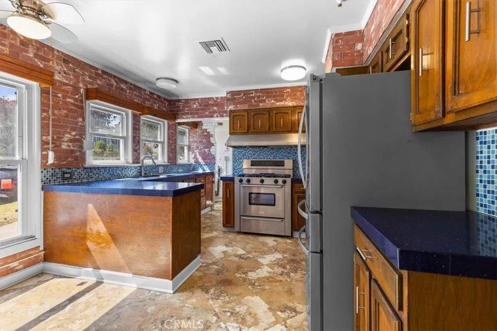 Additional image 19 of 4930 Chesley Ave, View Park, CA 90043