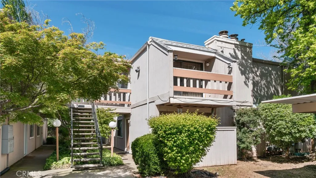 2200 Notre Dame Boulevard Unit 8, Chico, CA 95928
