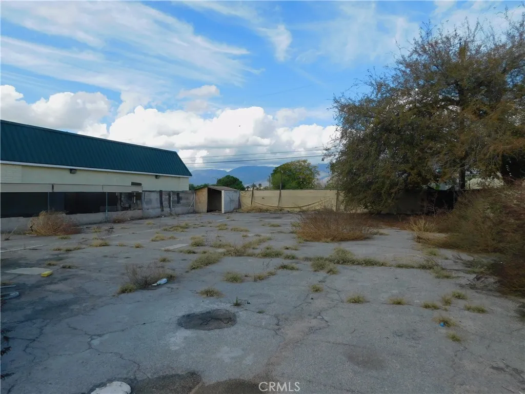 Additional image 18 of 1640 E 3rd Street, Highland, CA 92410