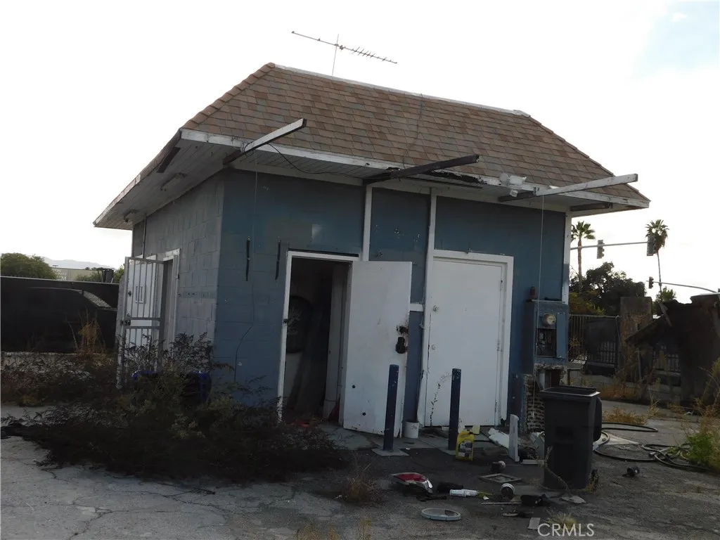 Additional image 10 of 1640 E 3rd Street, Highland, CA 92410