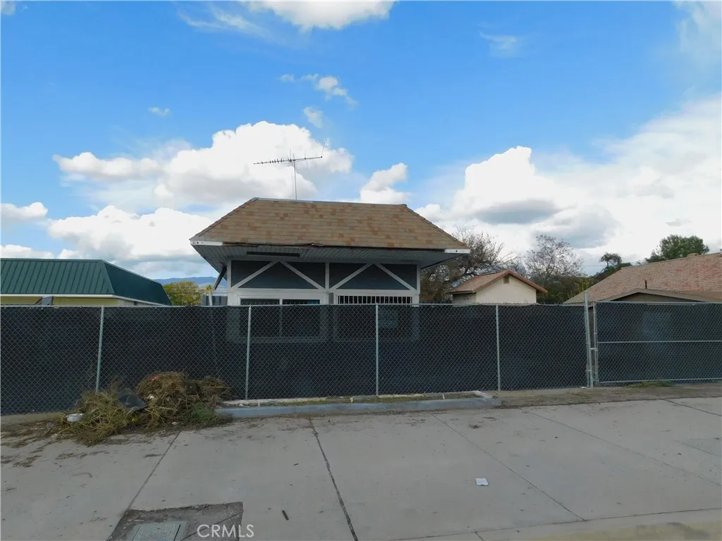 Additional image 23 of 1640 E 3rd Street, Highland, CA 92410