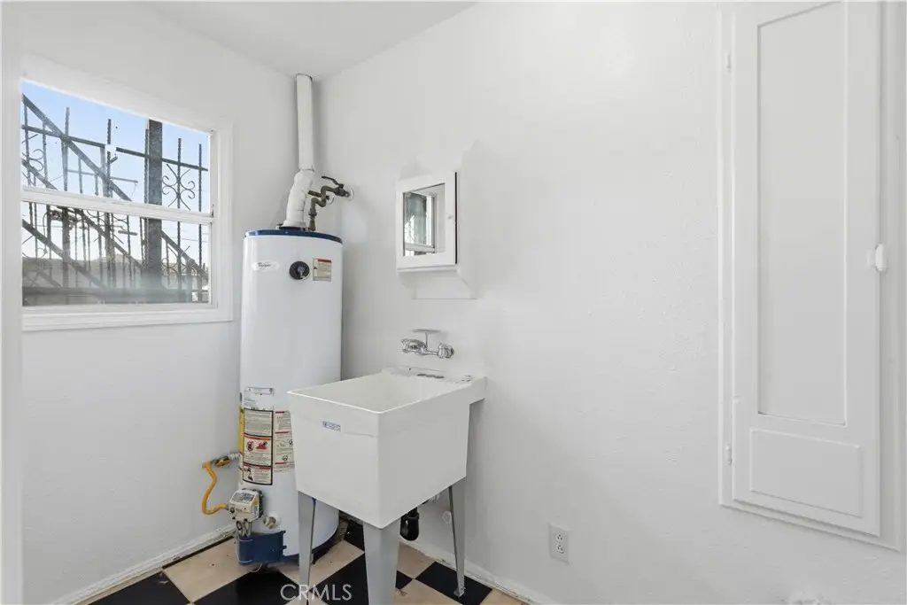 Additional image 49 of 10217 Haas Ave, Los Angeles, CA 90047