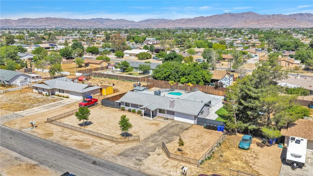 Additional image 42 of 12575 Tesuque Road, Apple Valley, CA 92308