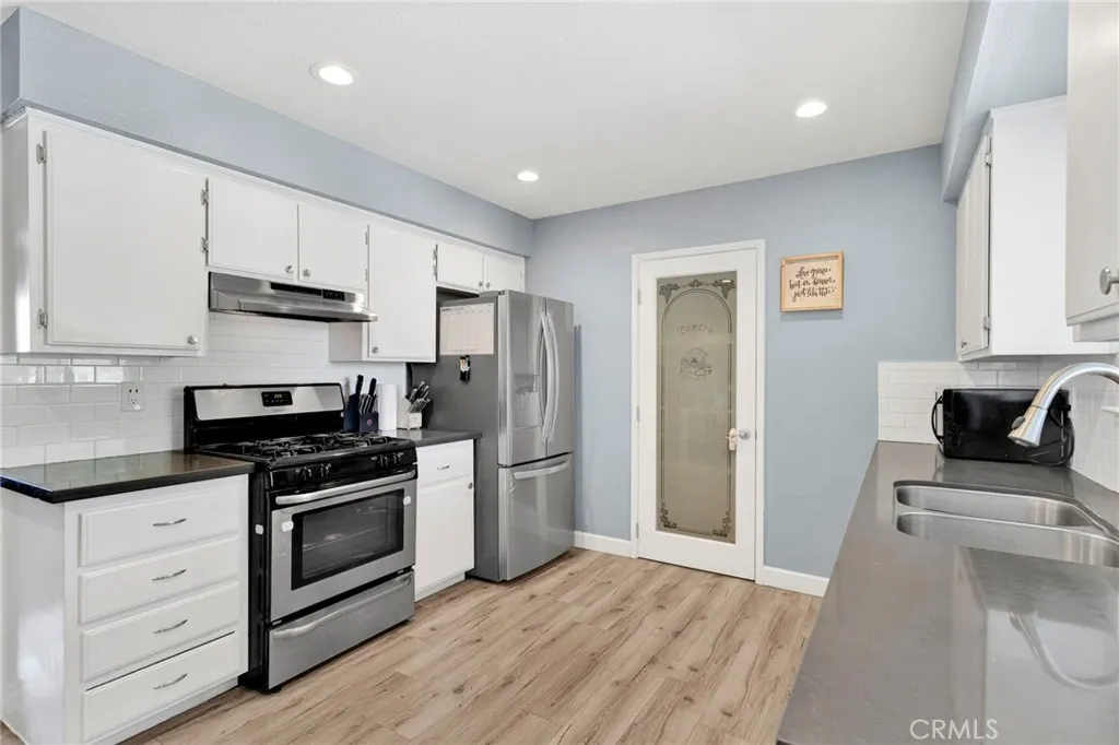 Additional image 62 of 12575 Tesuque Road, Apple Valley, CA 92308