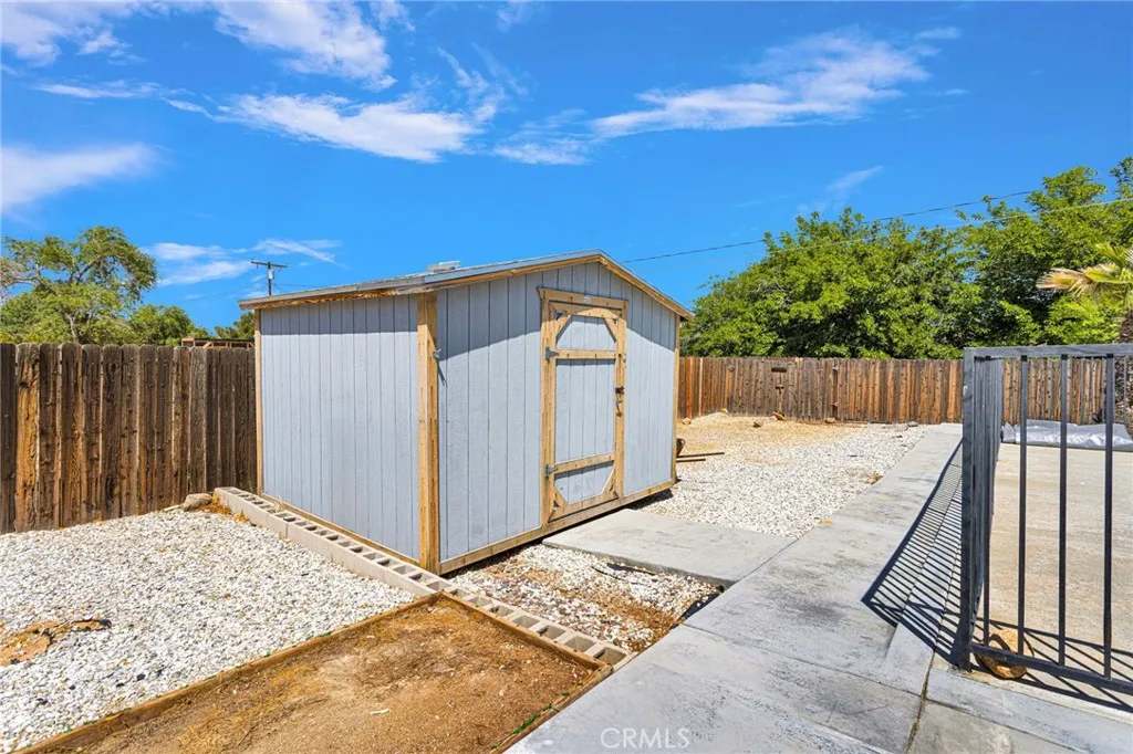 Additional image 32 of 12575 Tesuque Road, Apple Valley, CA 92308
