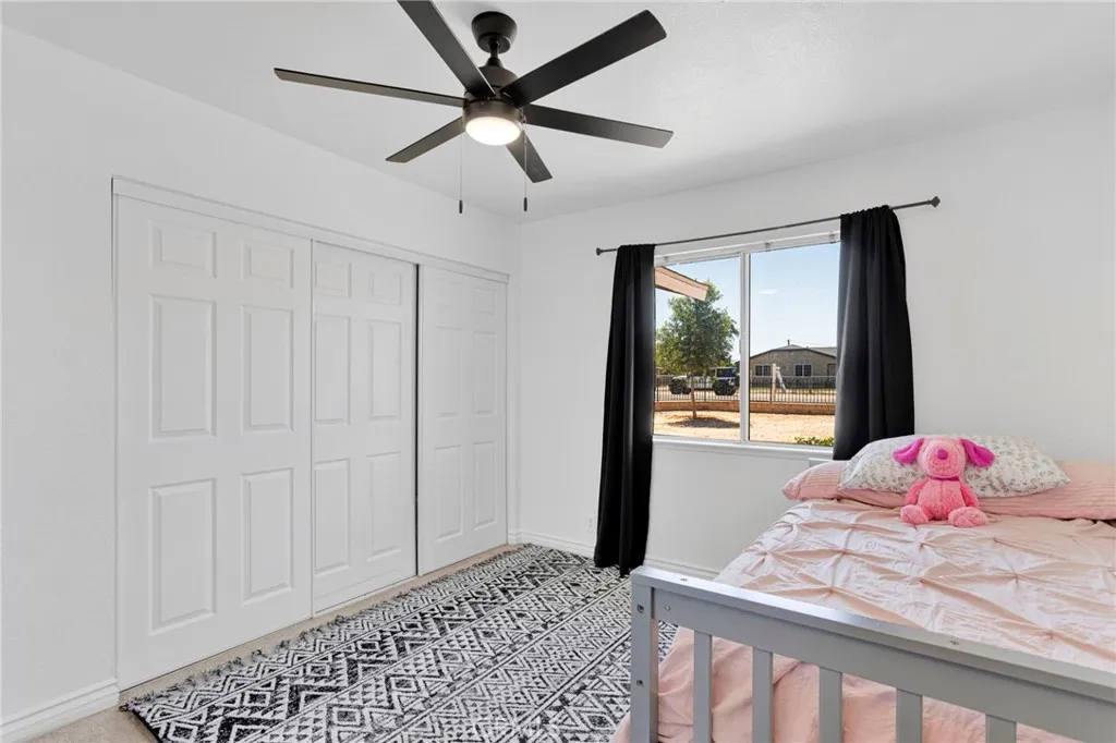 Additional image 75 of 12575 Tesuque Road, Apple Valley, CA 92308