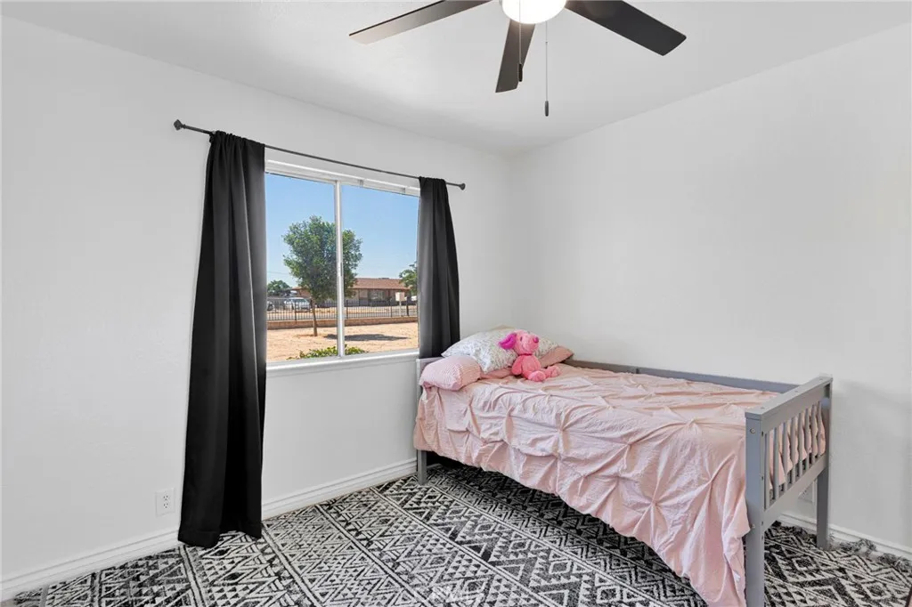 Additional image 27 of 12575 Tesuque Road, Apple Valley, CA 92308