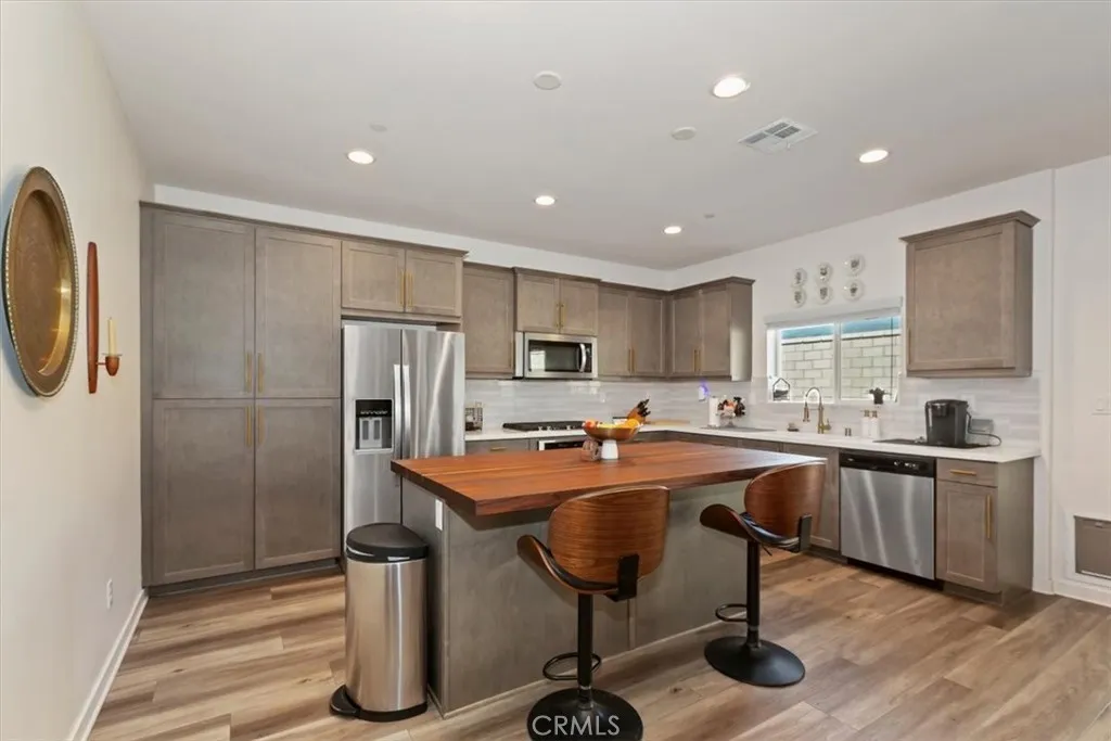 Additional image 55 of 15816 Parry Peak Dr, Fontana, CA 92336