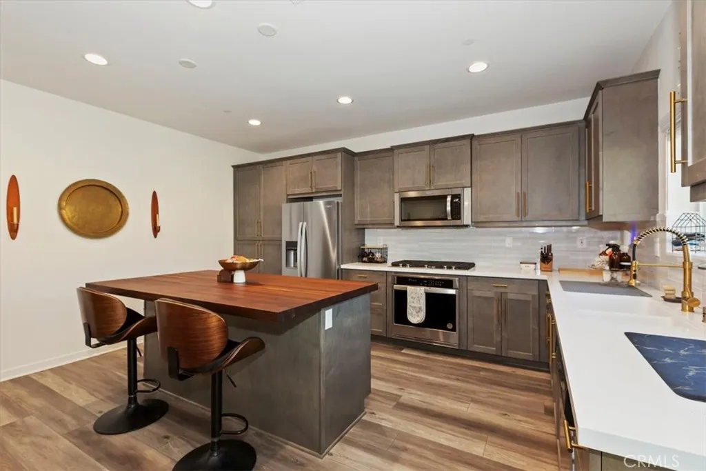 Additional image 13 of 15816 Parry Peak Dr, Fontana, CA 92336