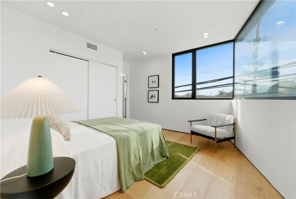 Additional image 12 of 3601 Mclaughlin Avenue, Los Angeles, CA 90066