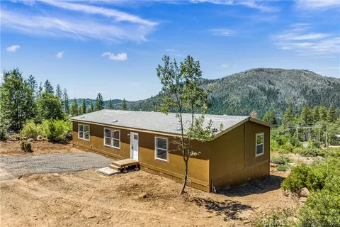 17123 Hill Court, Cobb, CA MLS: LC25008813