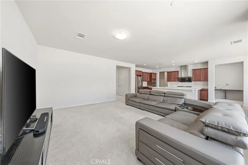 Additional image 9 of 11083 Coral Drive, Jurupa Valley, CA 91752