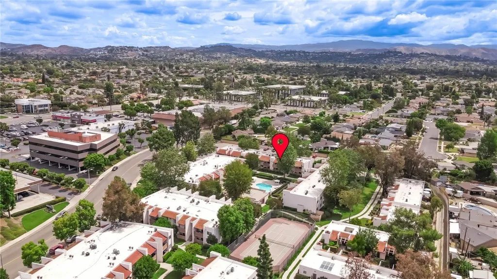 Additional image 89 of 17574 Vandenberg Ln Unit 11, Tustin, CA 92780