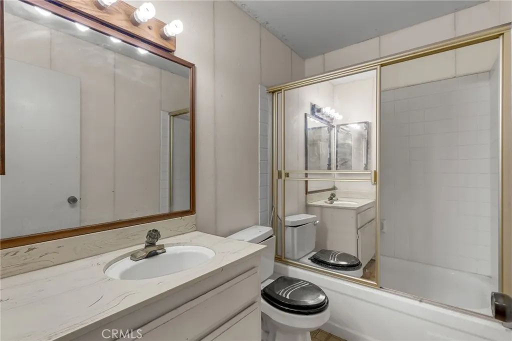 Additional image 19 of 17574 Vandenberg Ln Unit 11, Tustin, CA 92780