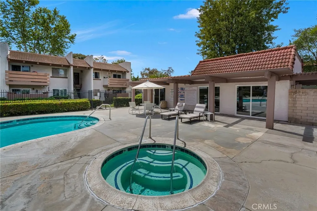 Additional image 98 of 17574 Vandenberg Ln Unit 11, Tustin, CA 92780