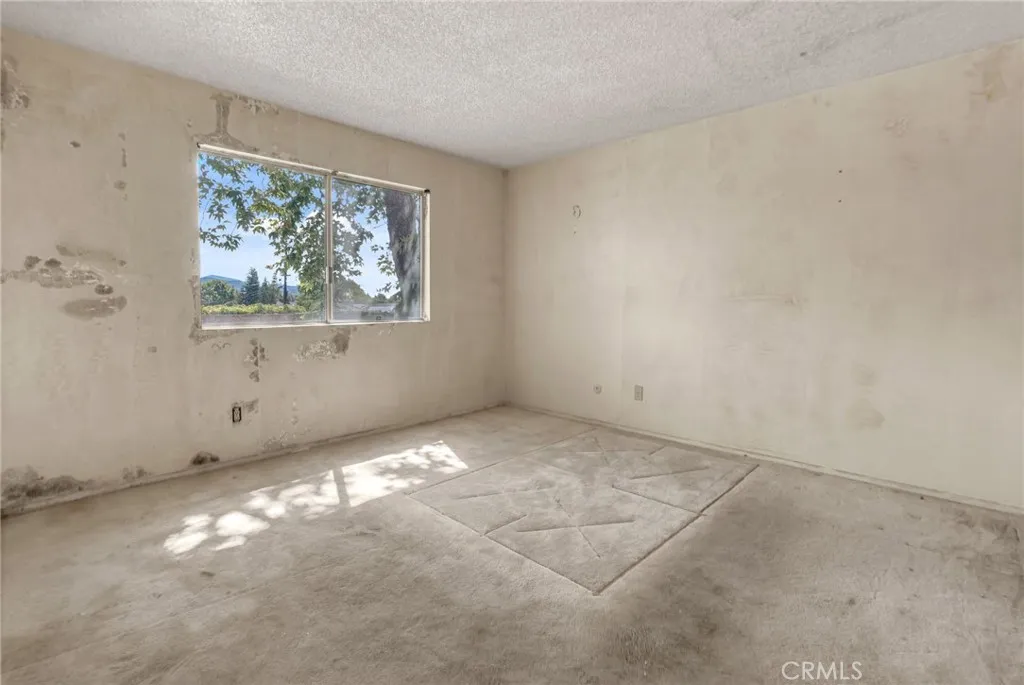 Additional image 75 of 17574 Vandenberg Ln Unit 11, Tustin, CA 92780