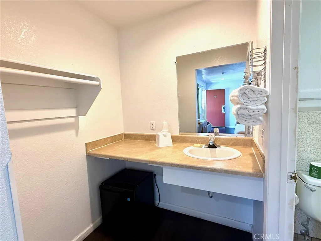 Additional image 27 of 430 W Palmdale Blvd, Palmdale, CA 93551