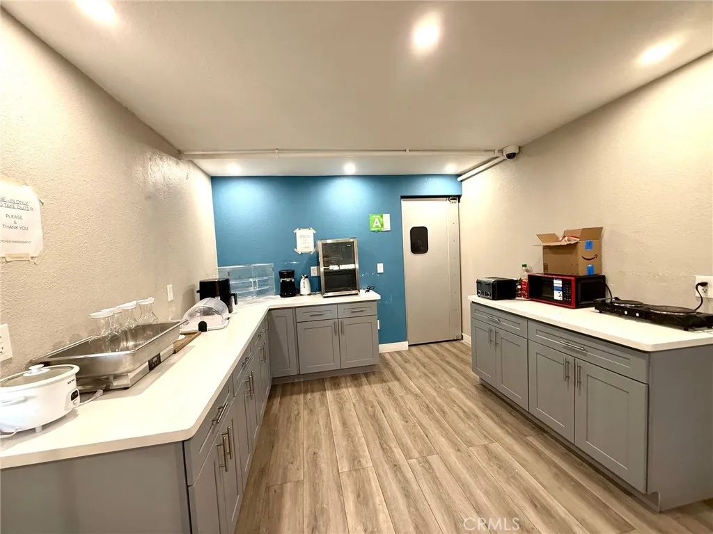 Additional image 46 of 430 W Palmdale Blvd, Palmdale, CA 93551