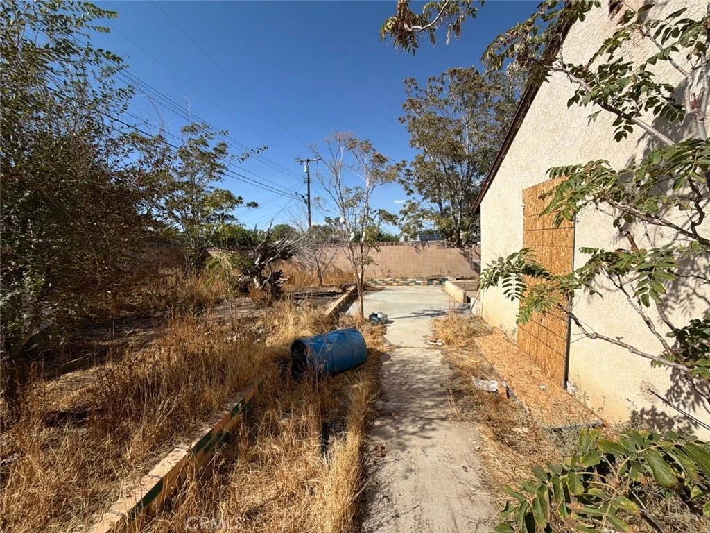 38633 Lemsford Avenue, Palmdale, CA 93550