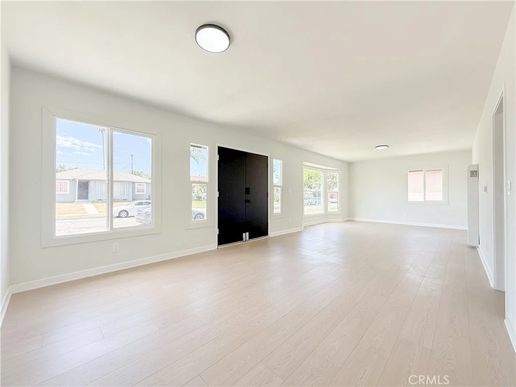 900 N Evers Avenue, Compton, CA 90220 photo 4