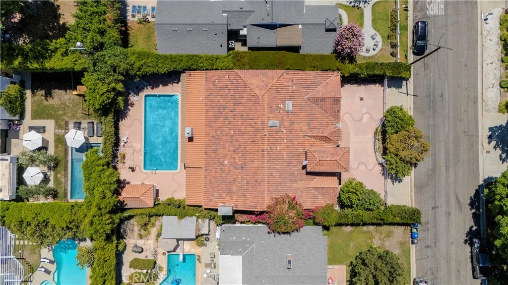 5064 Gaviota Ave, Encino, CA 91436