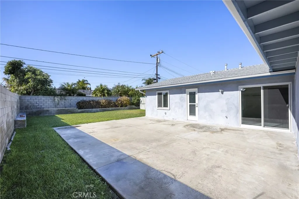 Additional image 4 of 19111 Carp Circle, Huntington Beach, CA 92646