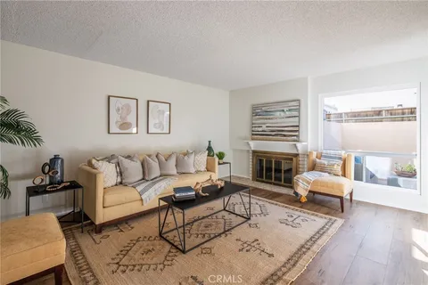 3530 Del Amo Boulevard Unit 57, Torrance, CA MLS: SB25046345