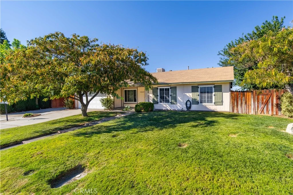 17247 Mossdale Ave, Lancaster, CA 93535