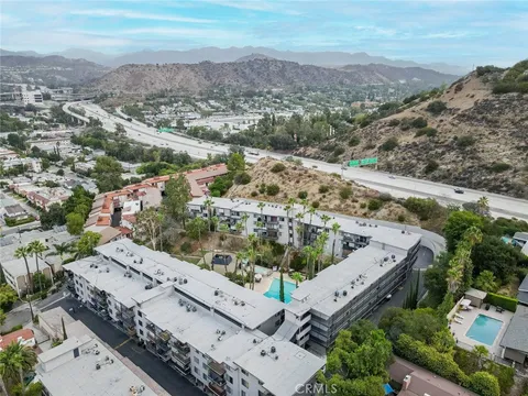 1517 E Garfield Avenue Unit 102, Glendale, CA 91205 - MLS#: GD25048439