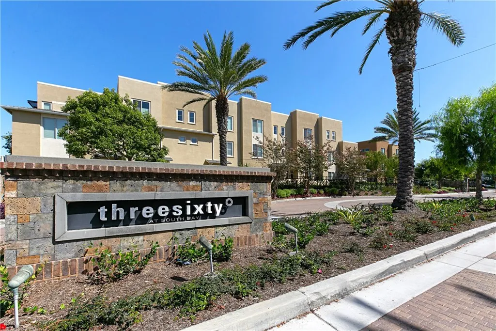 Additional image 70 of 13025 Park Place Unit 301, Hawthorne, CA 90250