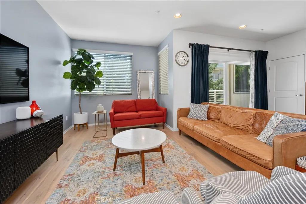 Additional image 41 of 13025 Park Place Unit 301, Hawthorne, CA 90250