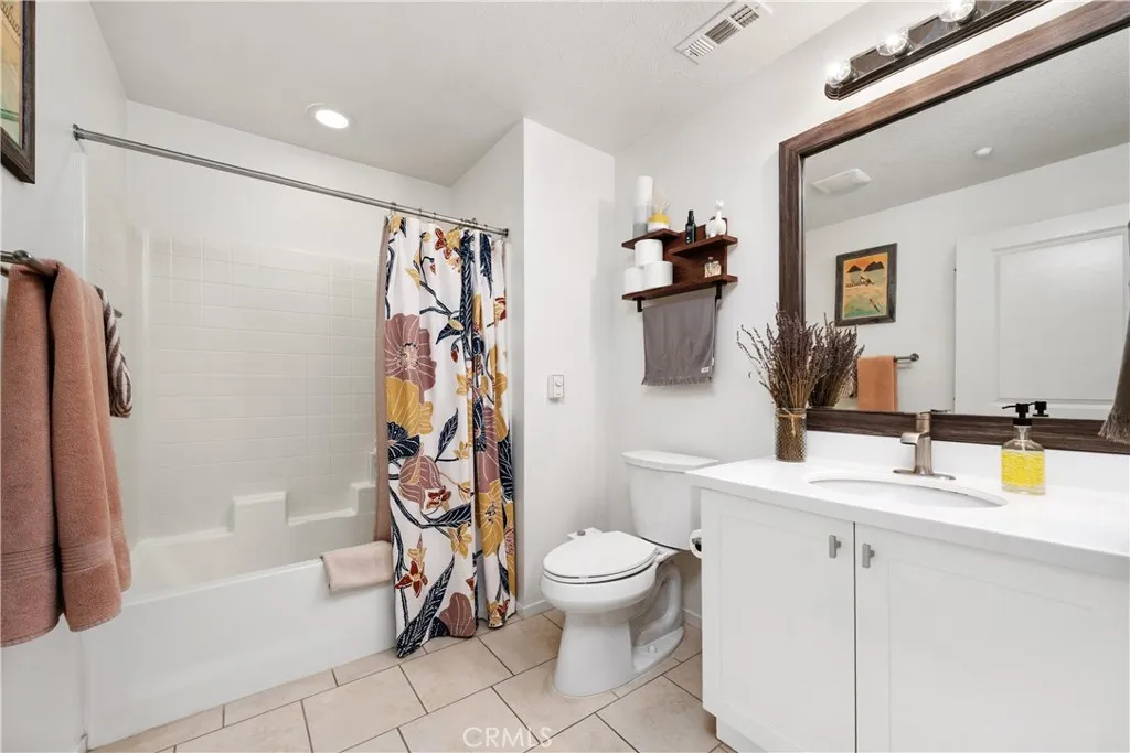 Additional image 23 of 13025 Park Place Unit 301, Hawthorne, CA 90250