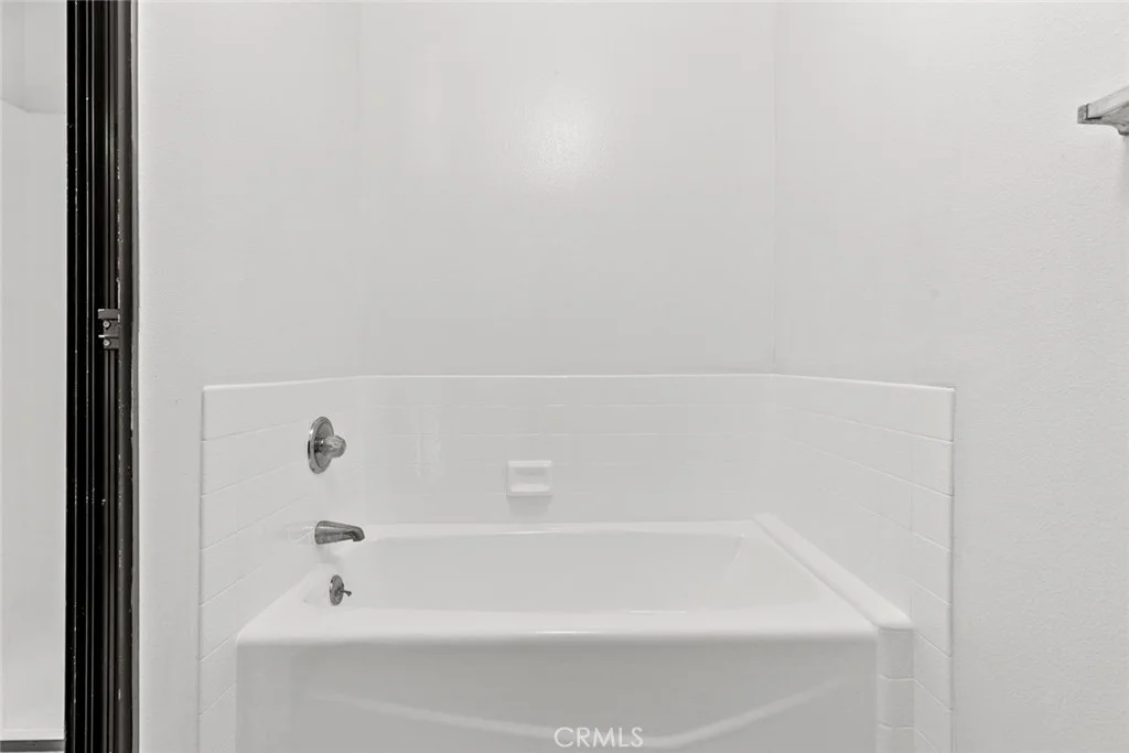 Additional image 95 of 1321 Greenbriar Road, Glendale, CA 91207