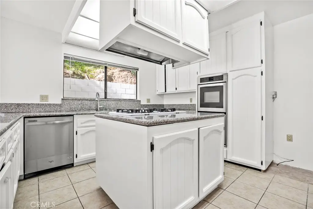 Additional image 69 of 1321 Greenbriar Road, Glendale, CA 91207