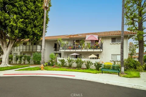 2266 Via Puerta Unit N, Laguna Woods, CA MLS: OC25067953