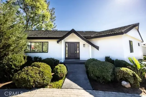 8852 Newcastle Avenue, Sherwood Forest, CA MLS: SR25000582