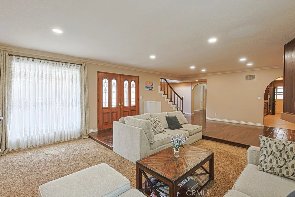 18579 Santa Andrea St, Fountain Valley, CA 92708