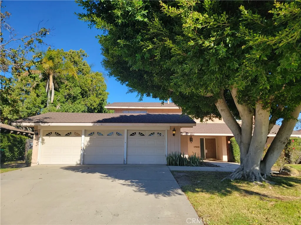 17631 Norwood Park Pl