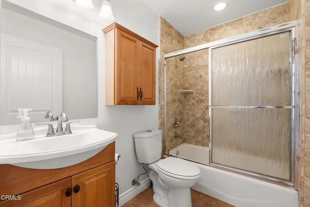 Additional image 80 of 2546 Commerce Way, Commerce, CA 90040