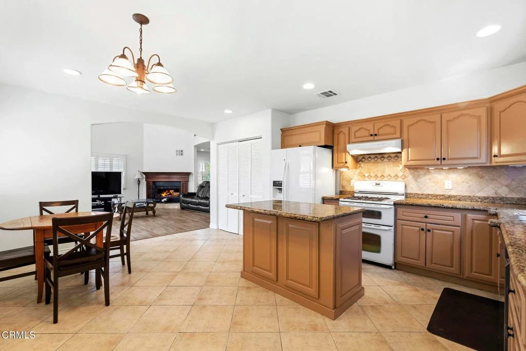 Additional image 61 of 2546 Commerce Way, Commerce, CA 90040