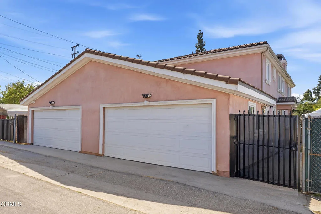 Additional image 102 of 2546 Commerce Way, Commerce, CA 90040