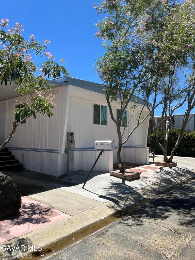 2550 East Avenue I Unit 34, Lancaster, CA 93535