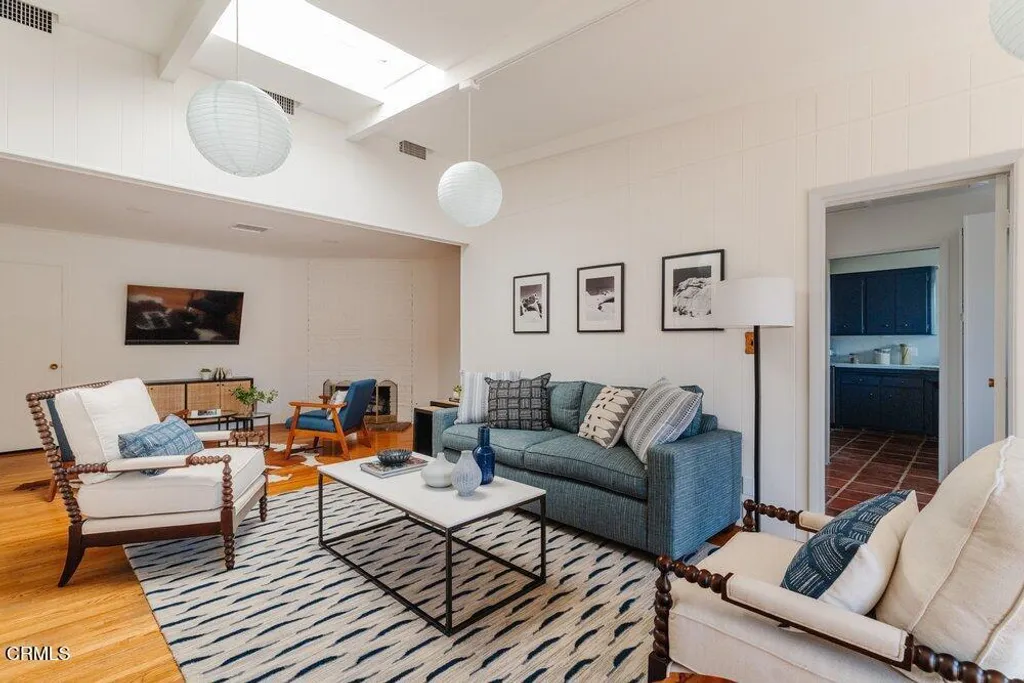 Additional image 18 of 1300 Meadowbrook Road, Altadena, CA 91001