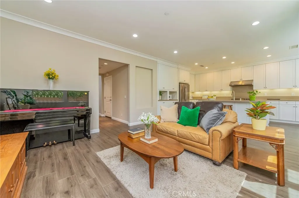 Additional image 7 of 167 Overbrook, Irvine, CA 92620