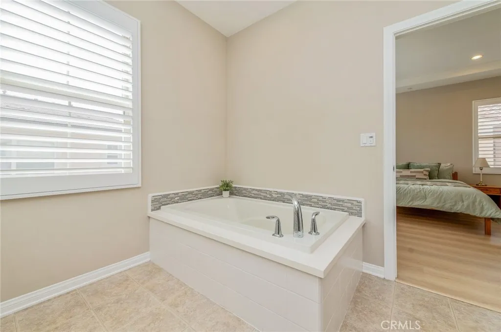 Additional image 44 of 167 Overbrook, Irvine, CA 92620