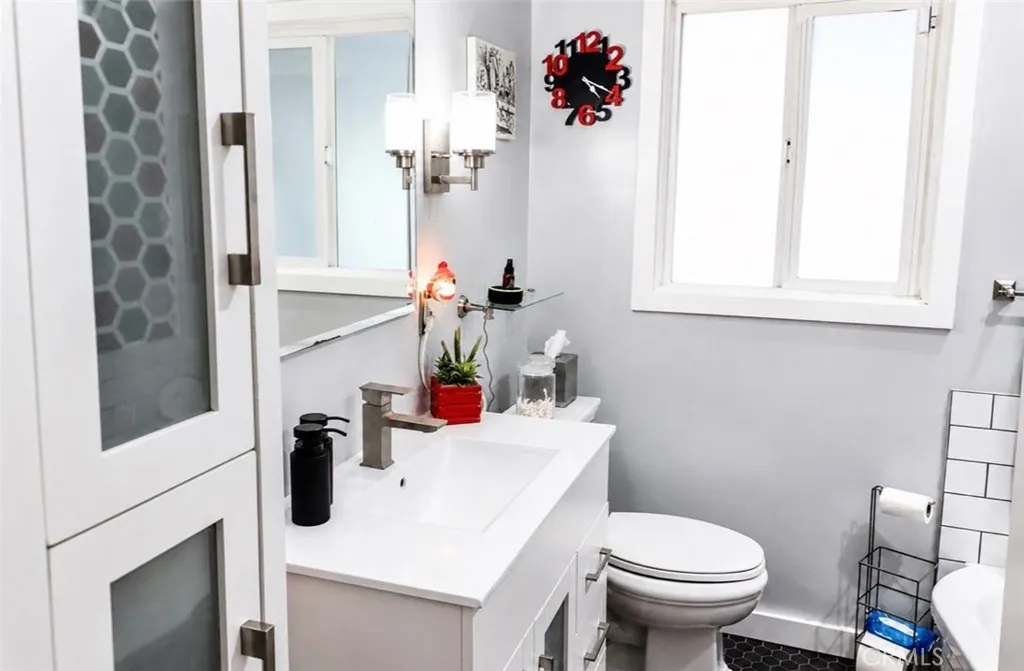Additional image 53 of 6212 Langdon Avenue, Van Nuys, CA 91411