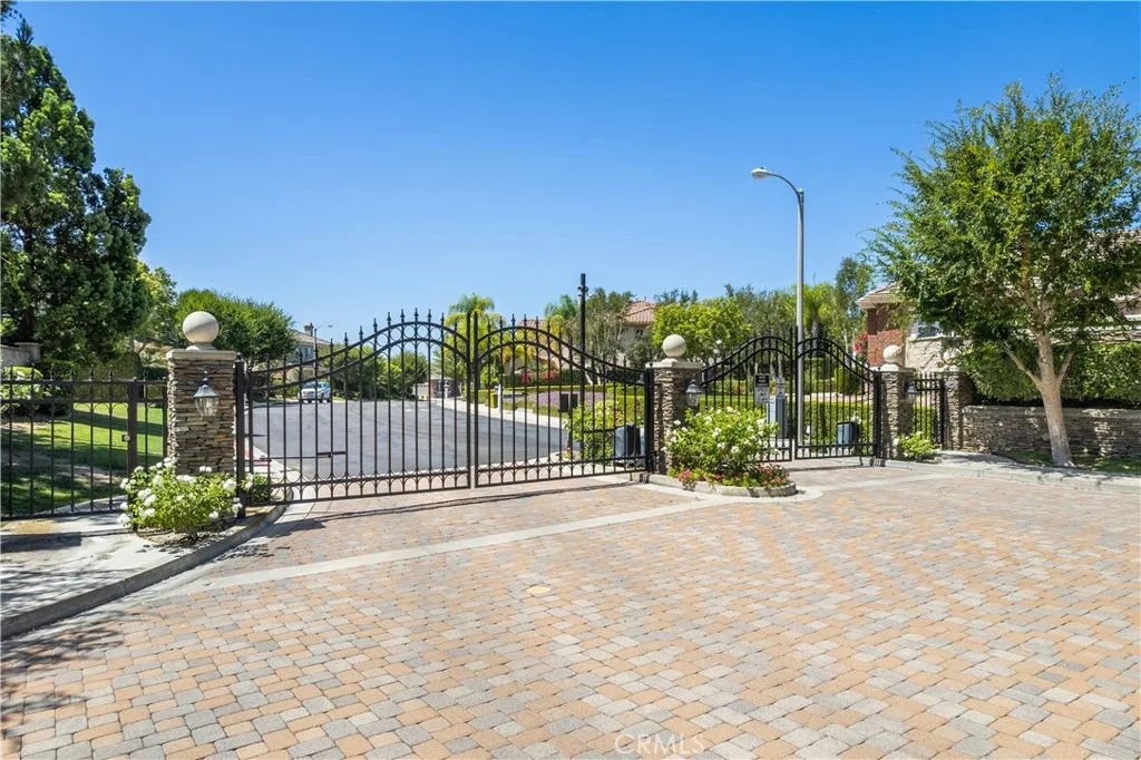 2505 Featherwood Street, Westlake Village, CA 91362