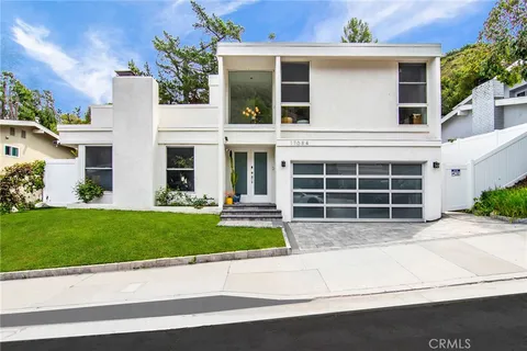 17084 Escalon Drive, Encino, CA MLS: SR25066737