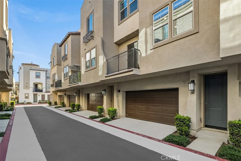 344 Stillwater Court, Santee, CA 92071
